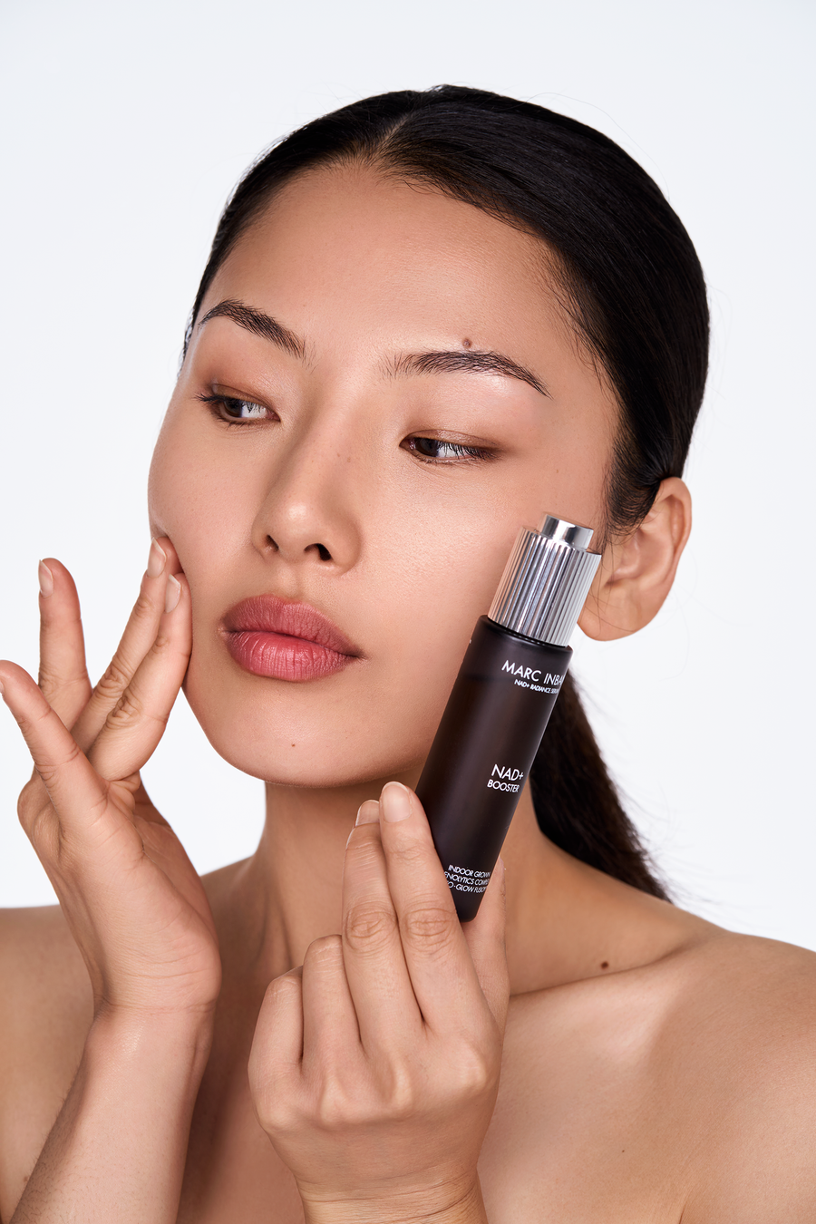 NAD+ Radiance Serum.